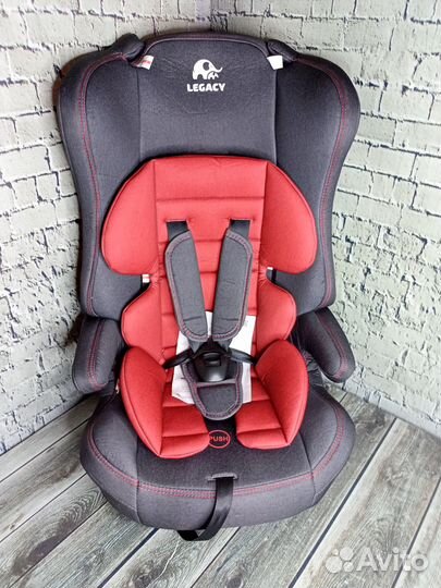Детское автокресло от 9 мес. до 12 лет нове
