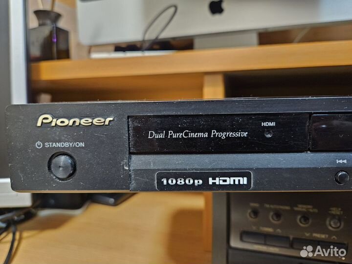 DVD плеер Pioneer DV-410V-K