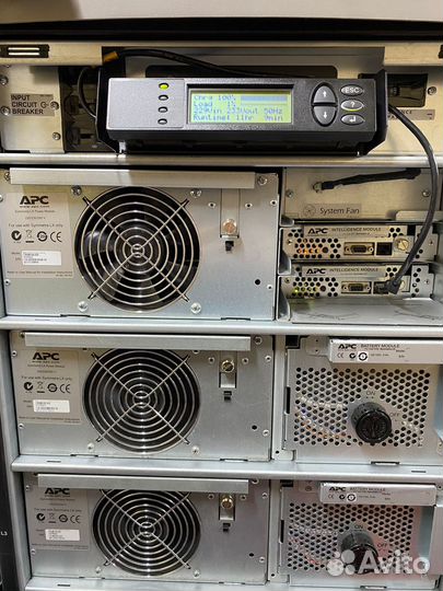 APC Symmetra LX sya16k16ixr 16kVA