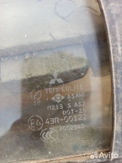 Форточка двери задняя правая Mitsubishi Lancer 9