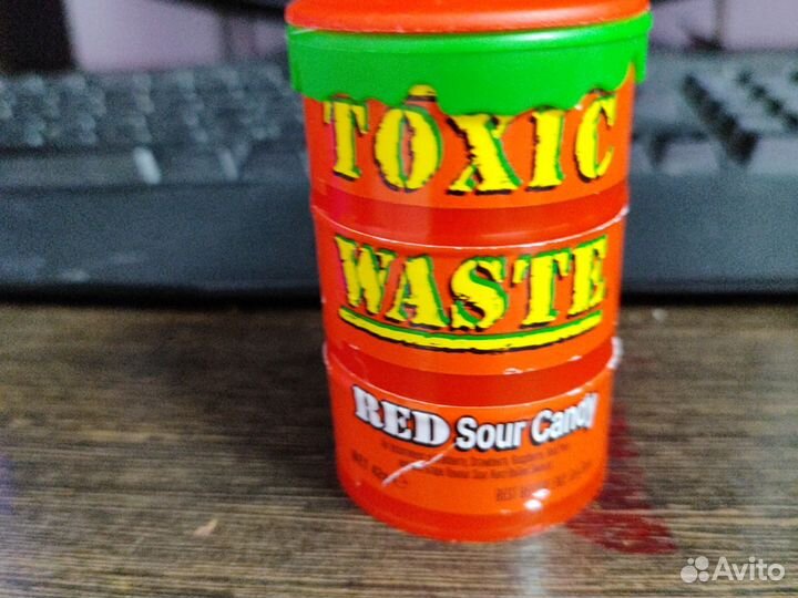 Банки toxic waste
