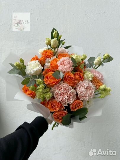 Розы Эквадор кустовые эвкалипт