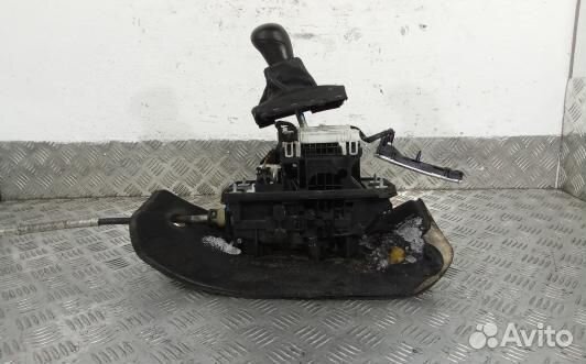 Кулиса кпп audi A6 C6 (2UK15DM01)