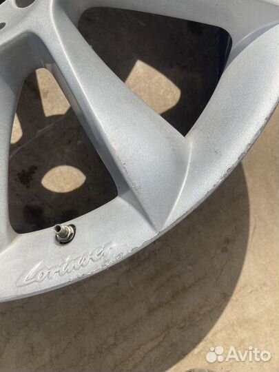 Диск Mercedes R20