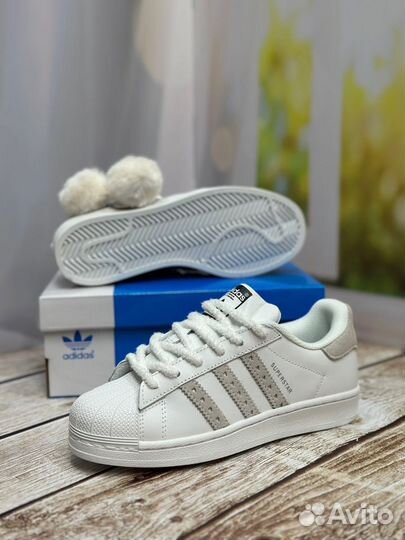 Кроссовки Adidas Superstar