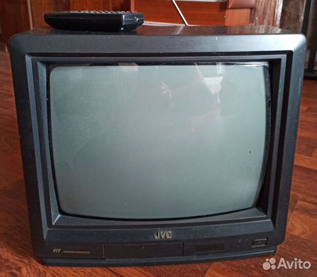 Телевизор JVC бу