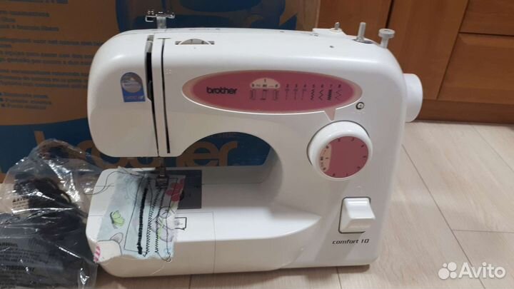 Швейная машинка Brother Comfort 10