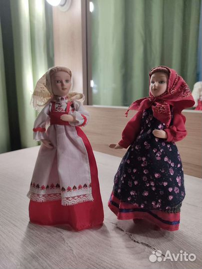 Кукла фарфоровая коллекционная