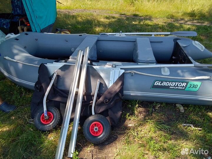 Лодка под мотор