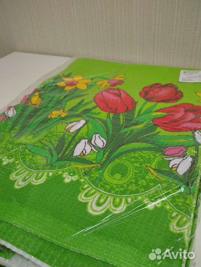 Скатерть и полотенца кухонные 3 шт, новый набор