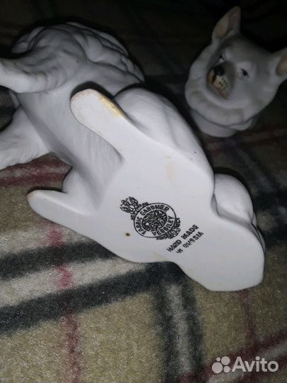 Собака фигурка статуэтка с крутящейся головой