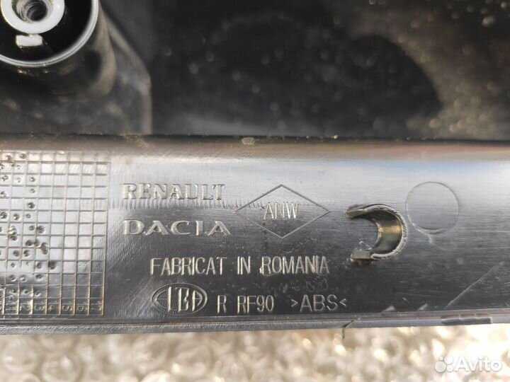 Заглушки задних фонарей Ларгус