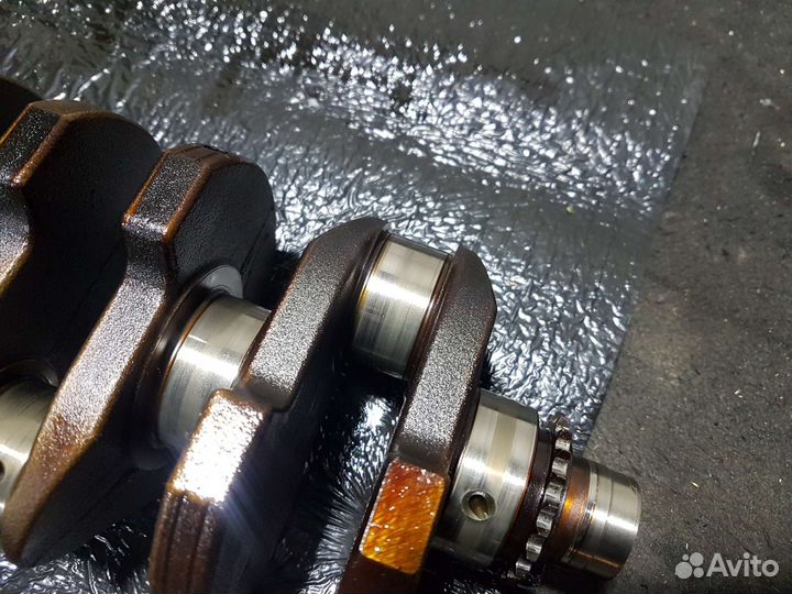 Коленвал Volkswagen Passat B6 2.0 BVY TSI