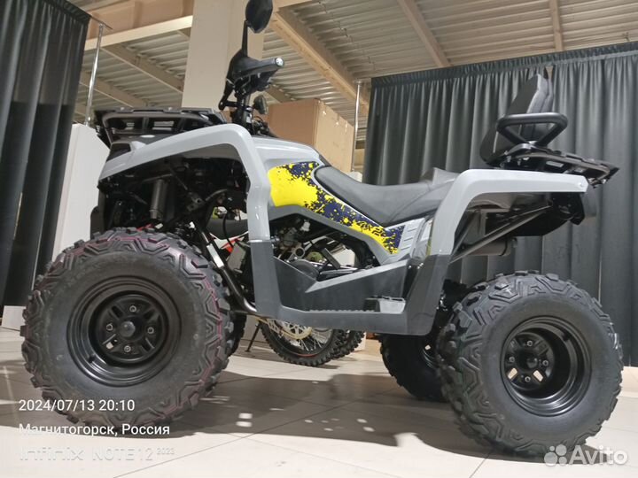 Квадроцикл Shark 200