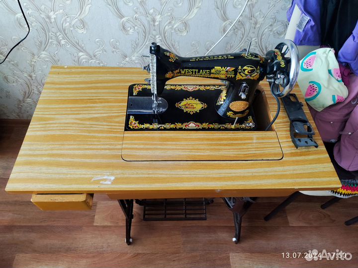 Швейная машинка бу