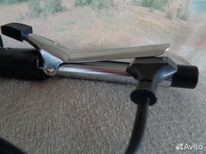 Щипцы для завивки волос