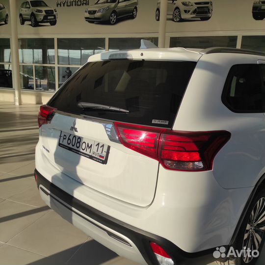 Mitsubishi Outlander 2.0 CVT, 2021, 74 833 км
