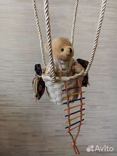 Мишка на воздушном шаре, подарок для интерьера