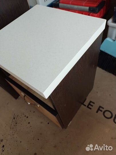 Тумба прикроватная