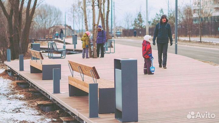 Скамейка деревянная