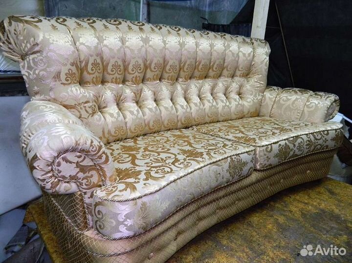 Перетяжка и замена обивки стульев / банкеток