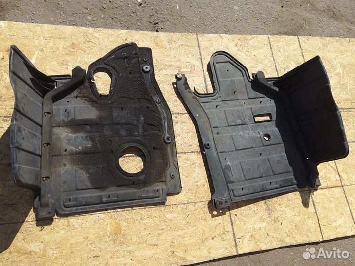 Пыльник двигателя боковой Kia Optima III