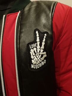Love moschino куртка