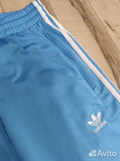 Спортивные штаны adidas