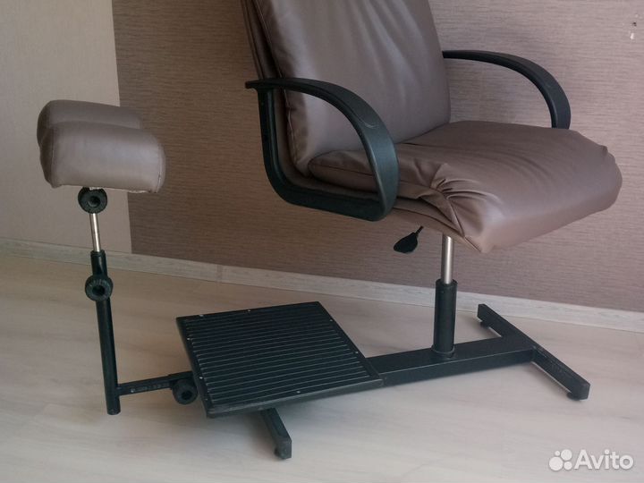 Кресло педикюрное