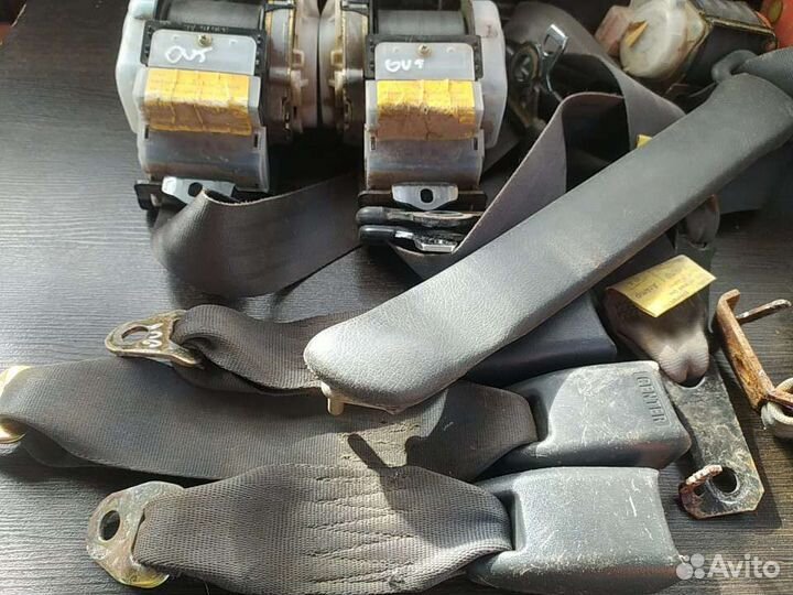 Ремень безопасности Subaru Legacy BG9 Outback