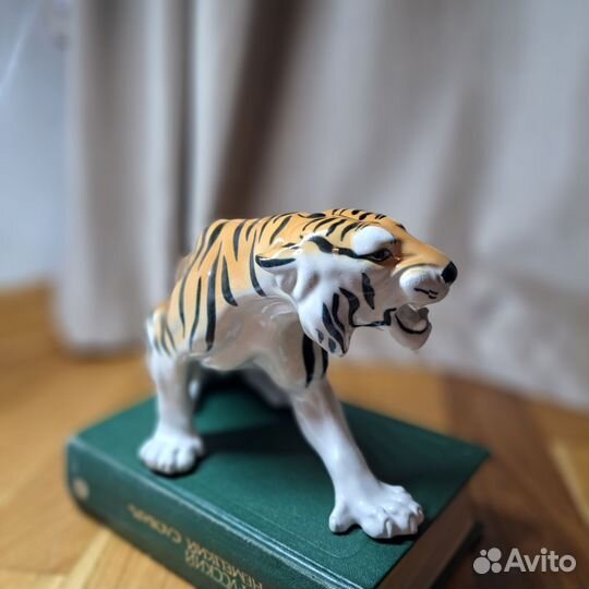 Статуэтка винтажная Тигр Шерхан, фаянс, СССР