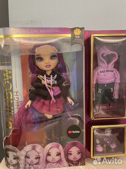 Кукла Rainbow high Emi Vanda