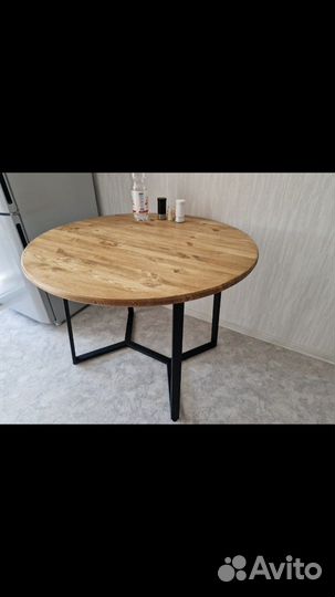 Стол круглый лофт