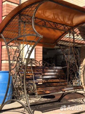 Качели кованые