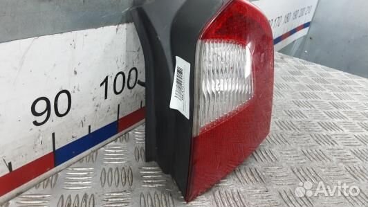 Фонарь задний правый volvo V70 3 (DEA34MY01)