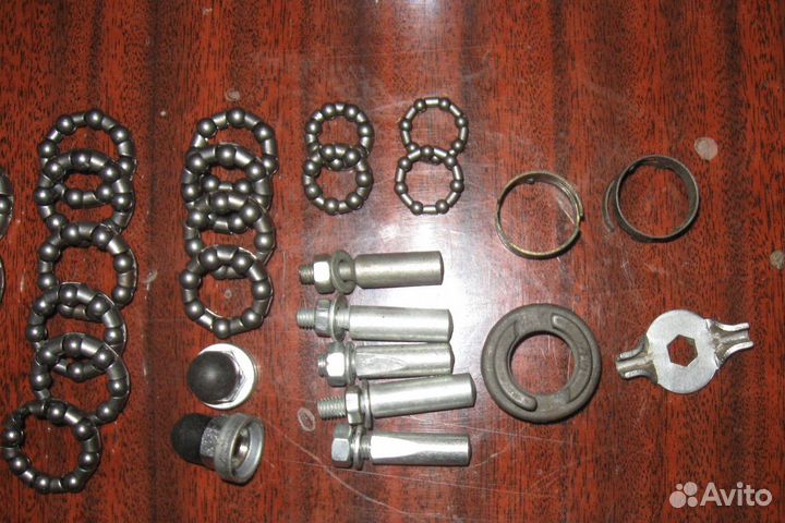 Каретка для вел. Урал, подшипники, конуса, сёдла