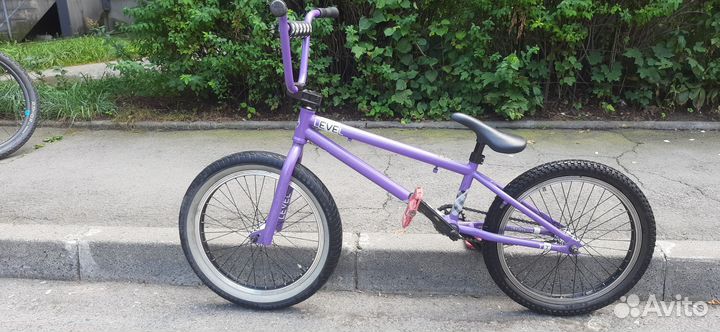 Трюковой велосипед BMX