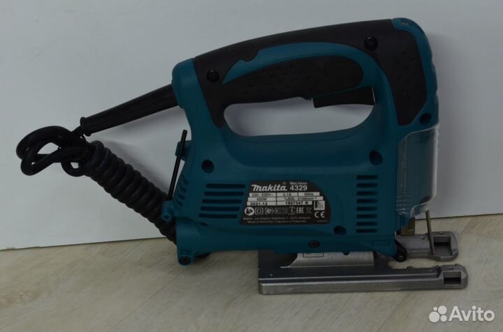 Лобзик makita 4329