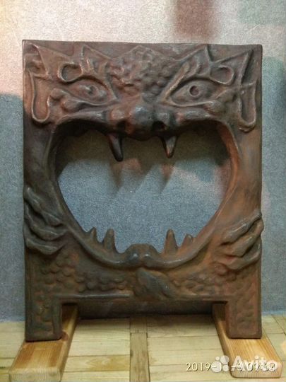 Камин чугунный портал