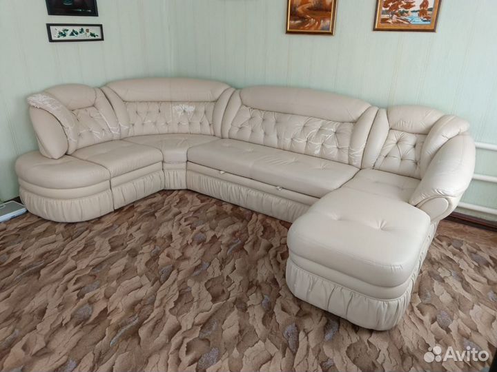 Большой угловой диван бу