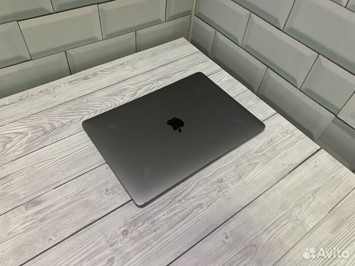 MacBook Pro 13