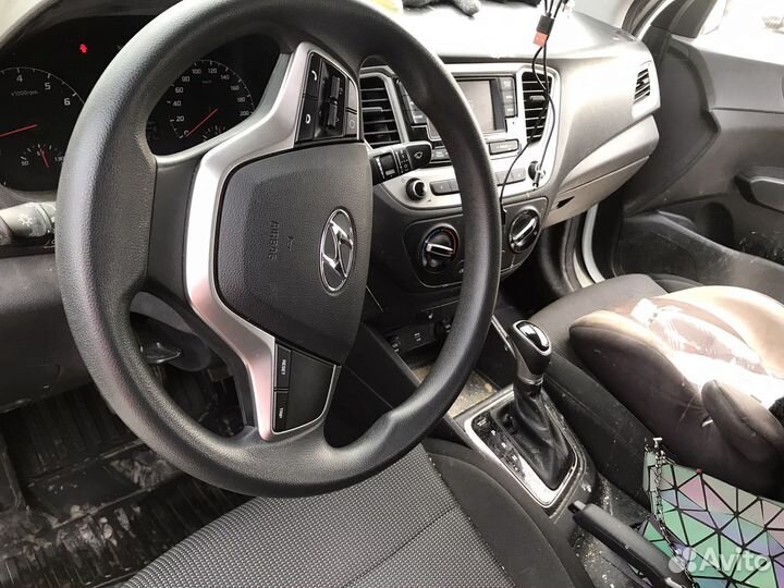 Hyundai Solaris 1.4 AT, 2020, 77 900 км