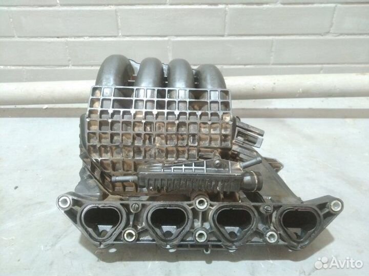 Коллектор впускной Volkswagen Polo (Rus) 1.6 2013