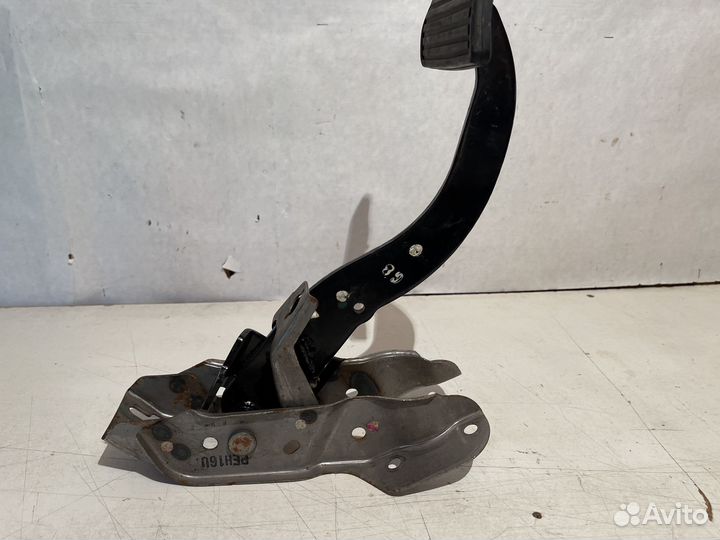 Педаль) Б/У для honda accord VII