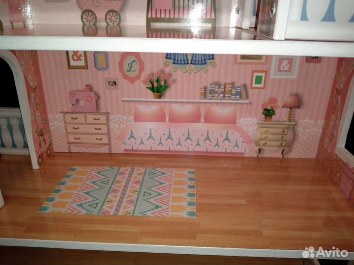 Дом из дерева с мебелью 70 см