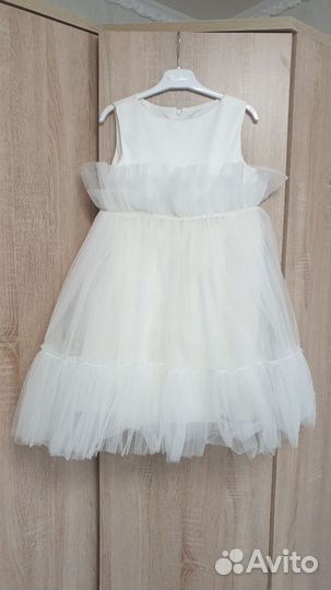 Платье для девочки пышное.Рост 128 Wecan