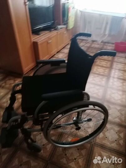 Инвалидная коляска новая