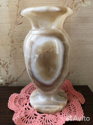 Ваза и яблоко из Оникса. Турция