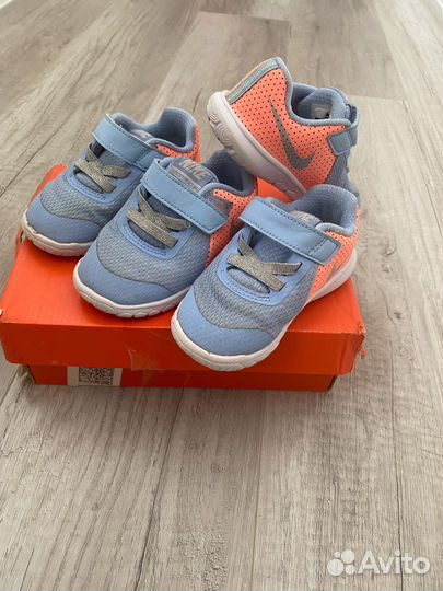 Кроссовки nike для двойни