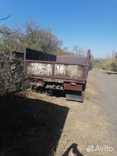 Бортовой грузовик Урал 375Д, 1990